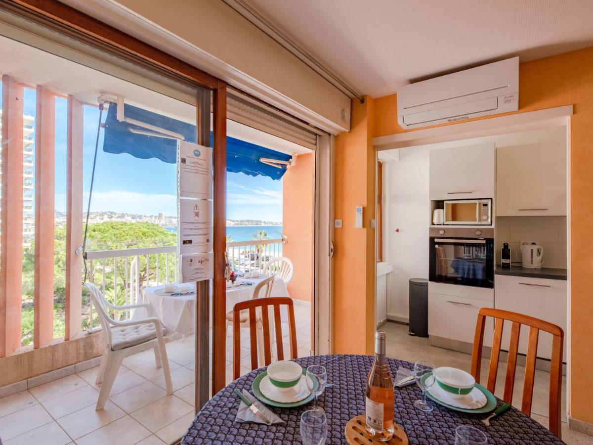 Apartment Le Mediterranee-1 By Interhome Frejus Exterior photo